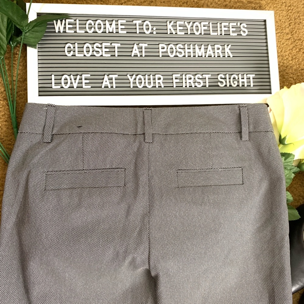 👜EXPRESS MID RISE BARELY BOOT PANTS👜 - Picture 7 of 8